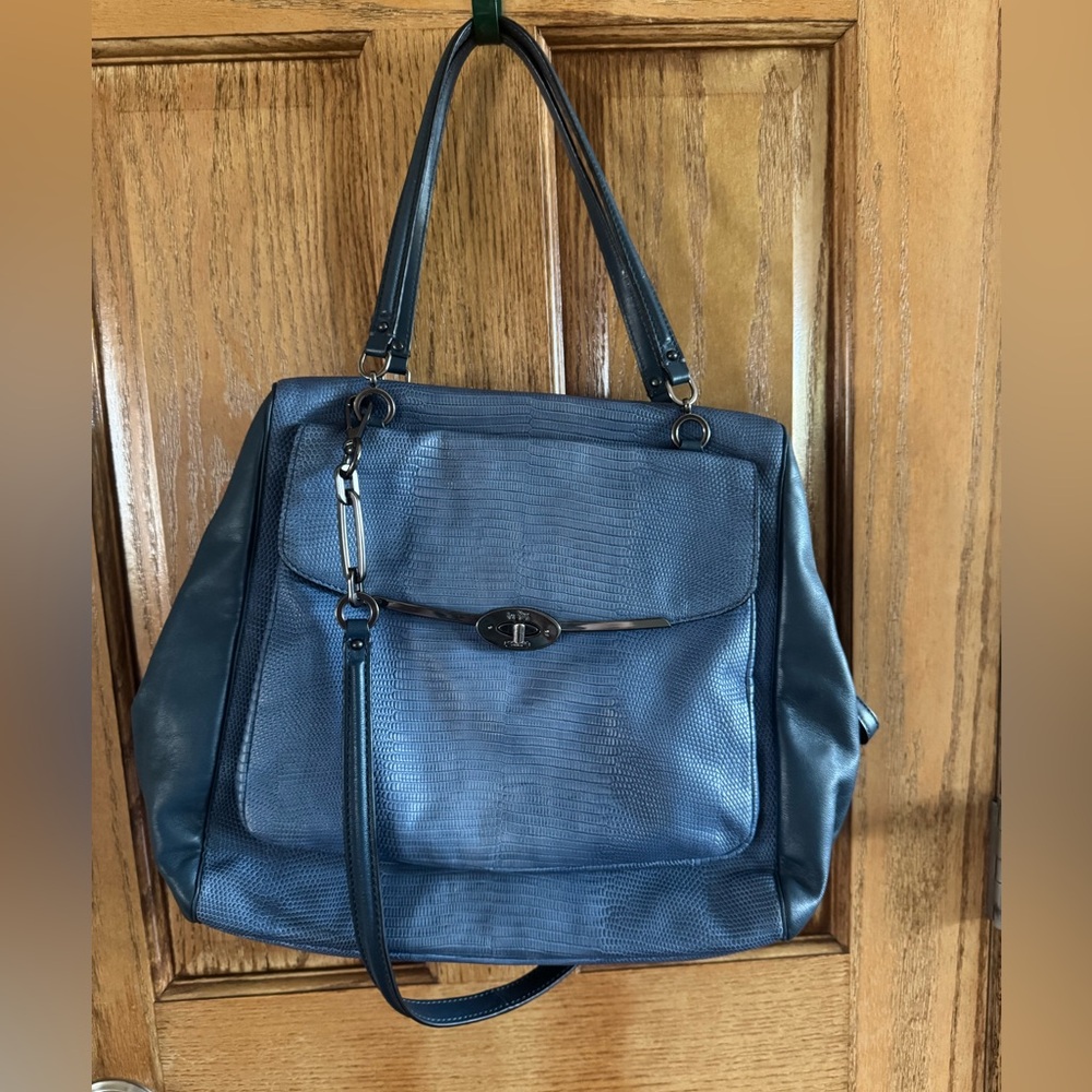 Coach Blue Pebbled Leather Shoulder Bag with Versatile Design- w dustbag